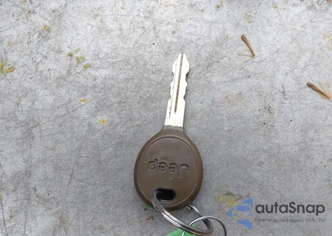 2002 Jeep Grand Cherokee Laredo z USA, uszkodzony, nr VIN 1J4GW48S92C107151